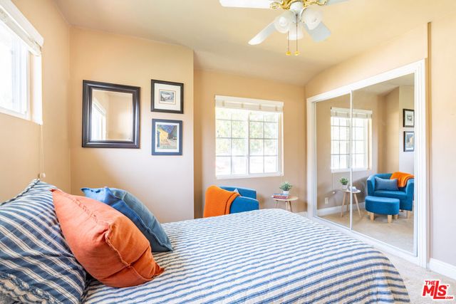 10741 Russett Avenue, Sunland, CA 91040