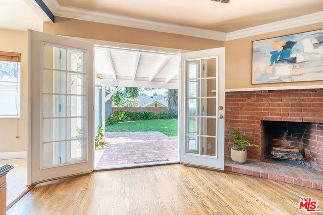 10741 Russett Avenue, Sunland, CA 91040