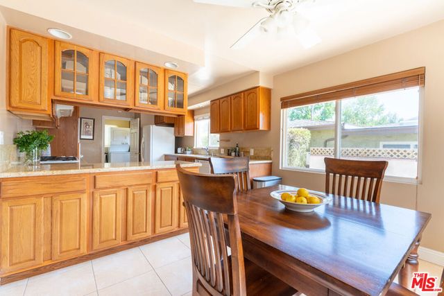 10741 Russett Avenue, Sunland, CA 91040