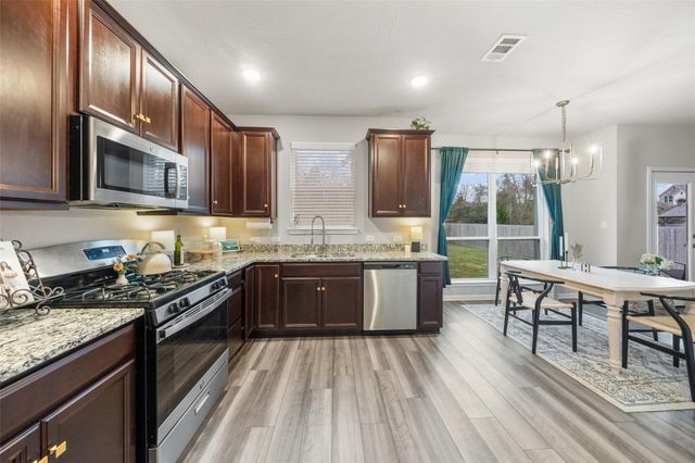 159 Worley Way, Huntsville, TX 77320