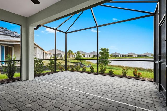 10112 LAKE WALES CIRCLE, Sarasota, FL 34241