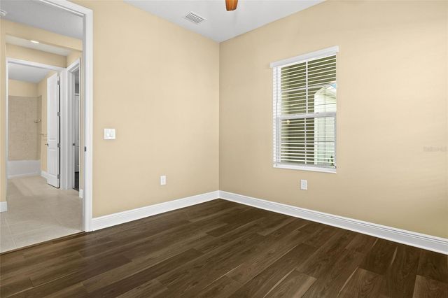 10112 LAKE WALES CIRCLE, Sarasota, FL 34241