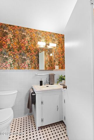 2841 E 14th Street, Joplin, MO 64801