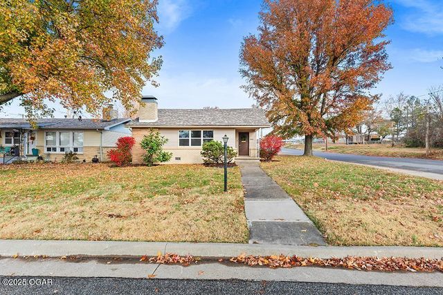 2841 E 14th Street, Joplin, MO 64801