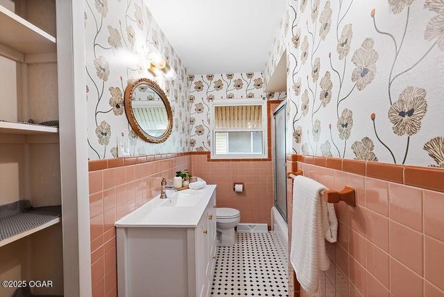 2841 E 14th Street, Joplin, MO 64801