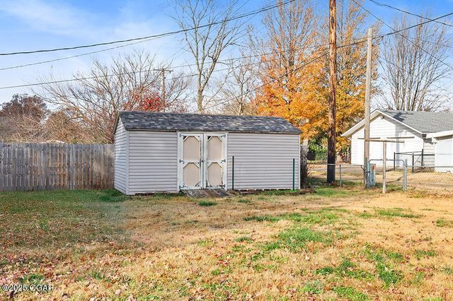 2841 E 14th Street, Joplin, MO 64801