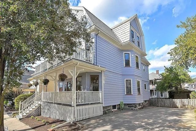 33 Chetwynd Rd 2, Somerville, MA 02144
