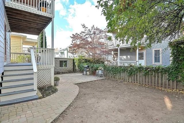 33 Chetwynd Rd 2, Somerville, MA 02144