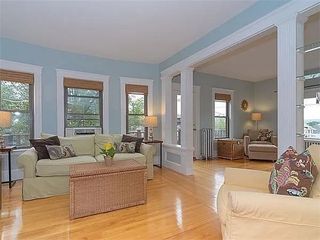 33 Chetwynd Rd 2, Somerville, MA 02144