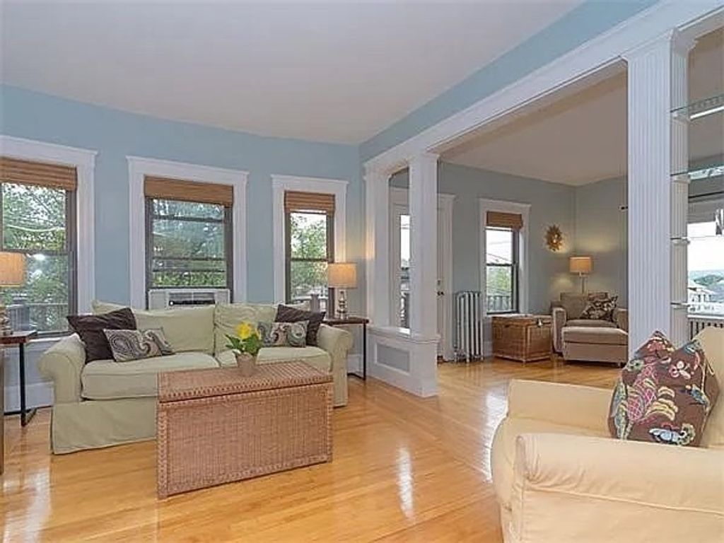 33 Chetwynd Rd 2, Somerville, MA 02144