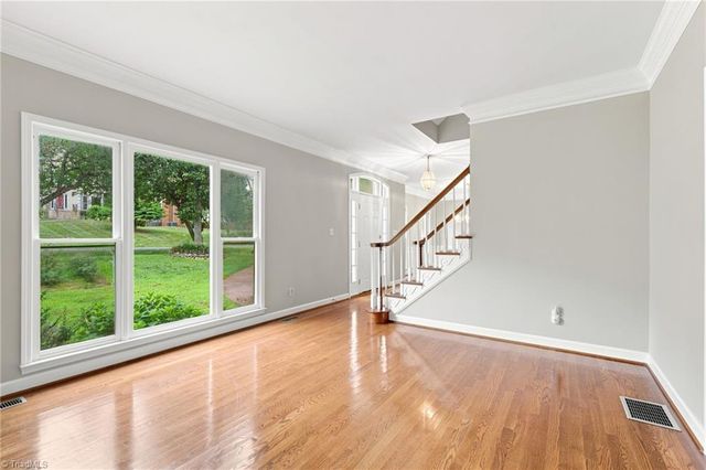5412 Kingsbridge Road, Winston-salem, NC 27103