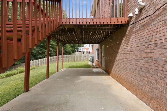 5412 Kingsbridge Road, Winston-salem, NC 27103