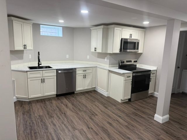 38A Wesleyan St, Shrewsbury, MA 01545