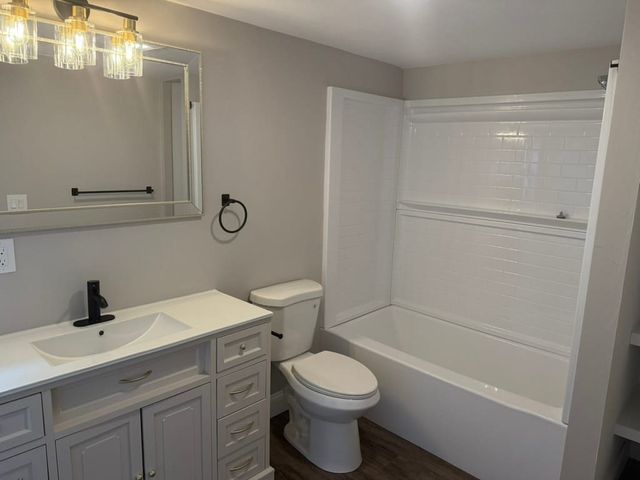 38A Wesleyan St, Shrewsbury, MA 01545