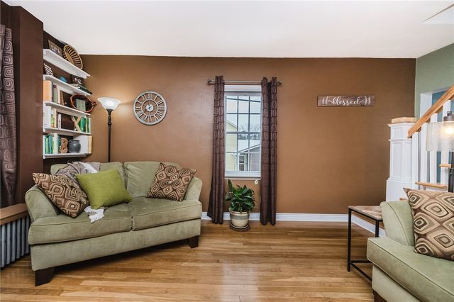 301 8th St, Windber, PA 15963