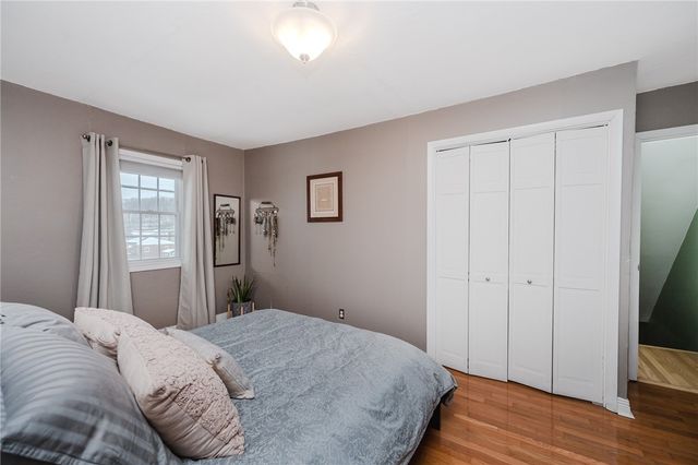 301 8th St, Windber, PA 15963