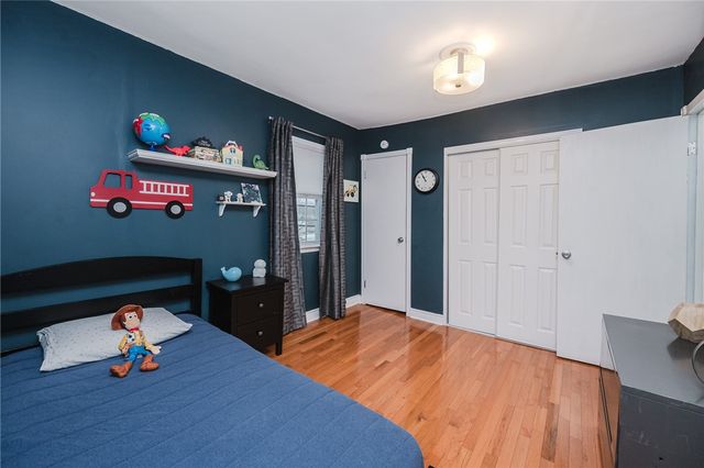 301 8th St, Windber, PA 15963