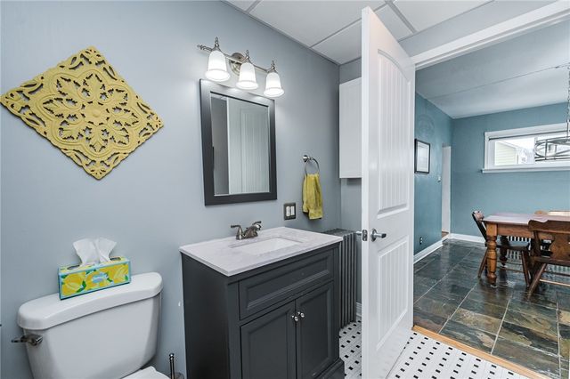 301 8th St, Windber, PA 15963