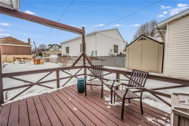 301 8th St, Windber, PA 15963