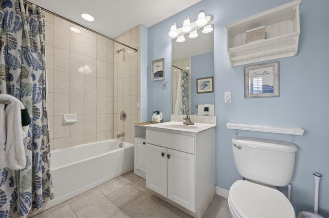 1515 SE Miracle Strip Parkway 303, Fort Walton Beach, FL 32548