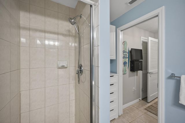 1515 SE Miracle Strip Parkway 303, Fort Walton Beach, FL 32548