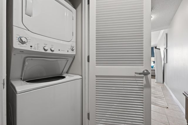 1515 SE Miracle Strip Parkway 303, Fort Walton Beach, FL 32548