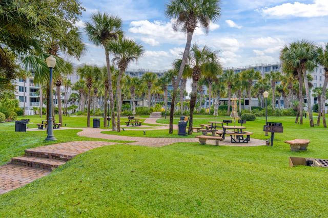 1515 SE Miracle Strip Parkway 303, Fort Walton Beach, FL 32548