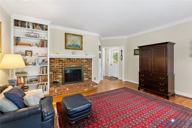 2911 Wicklow Ln, North Chesterfield, VA 23236