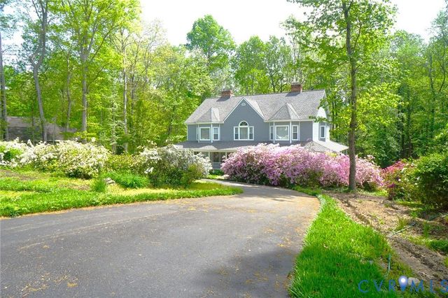 2911 Wicklow Ln, North Chesterfield, VA 23236