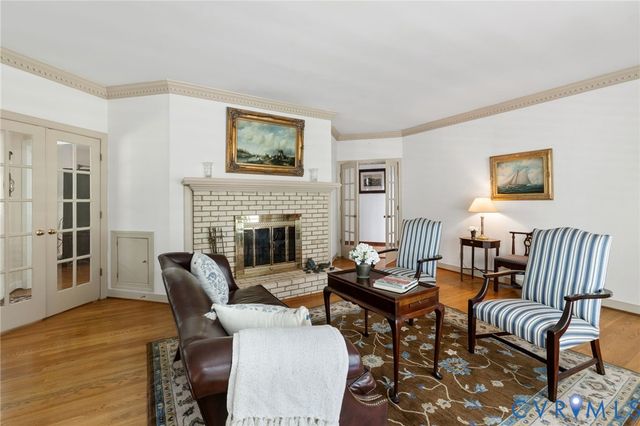 2911 Wicklow Ln, North Chesterfield, VA 23236