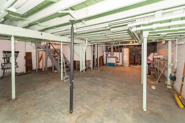 960 W Cross Street, Ypsilanti City, MI 48197