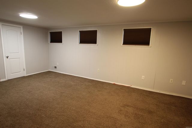 918 S Erie Avenue, Russellville, AR 72801