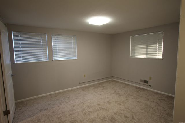 918 S Erie Avenue, Russellville, AR 72801