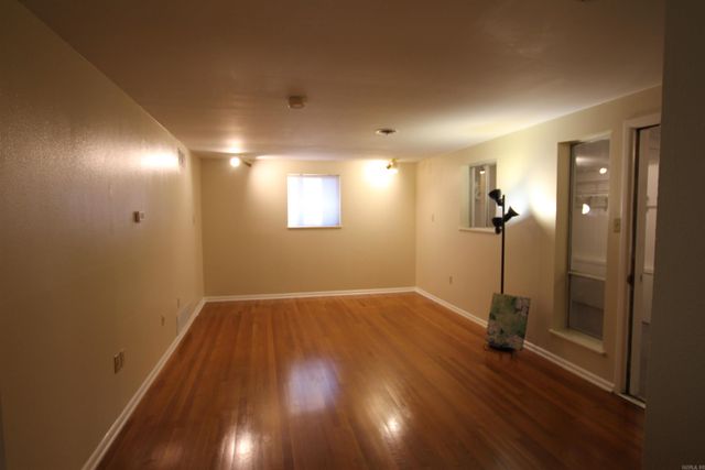 918 S Erie Avenue, Russellville, AR 72801