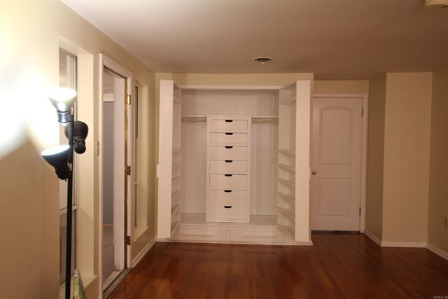 918 S Erie Avenue, Russellville, AR 72801