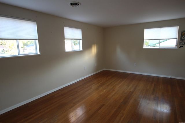 918 S Erie Avenue, Russellville, AR 72801