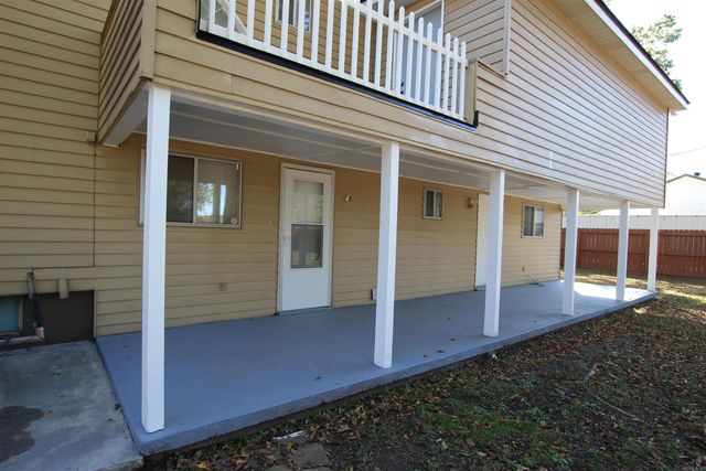 918 S Erie Avenue, Russellville, AR 72801