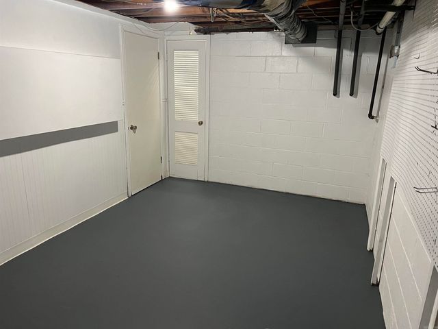 918 S Erie Avenue, Russellville, AR 72801