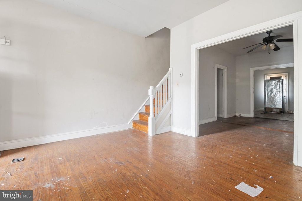 Image 4 of property listing at 2615 BERYL AVE, Baltimore, MD 21205