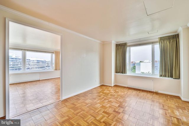 2475 VIRGINIA AVE NW #930, Washington, DC 20037