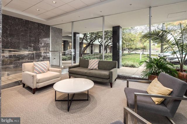 2475 VIRGINIA AVE NW #930, Washington, DC 20037