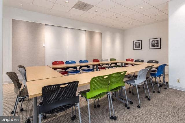 2475 VIRGINIA AVE NW #930, Washington, DC 20037