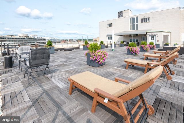 2475 VIRGINIA AVE NW #930, Washington, DC 20037