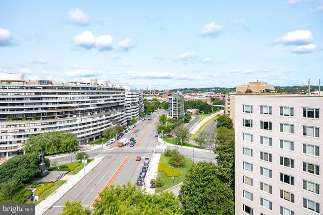 2475 VIRGINIA AVE NW #930, Washington, DC 20037