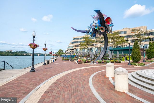 2475 VIRGINIA AVE NW #930, Washington, DC 20037