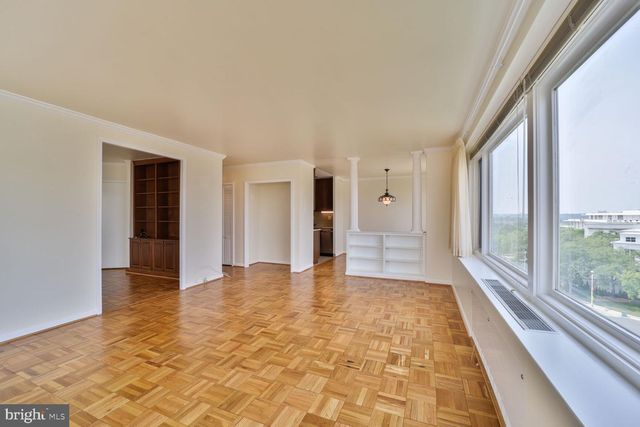 2475 VIRGINIA AVE NW #930, Washington, DC 20037