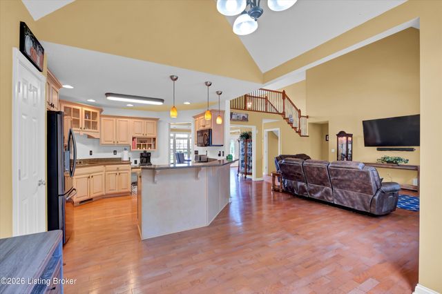 194 Beth Ct, Elizabethtown, KY 42701
