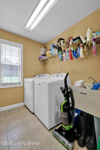 194 Beth Ct, Elizabethtown, KY 42701