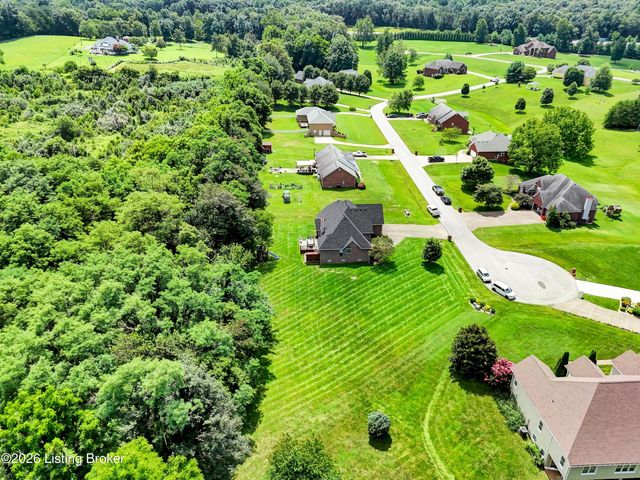 194 Beth Ct, Elizabethtown, KY 42701