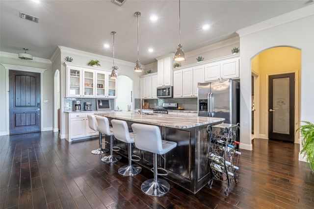 2826 Willow Ridge Circle, Granbury, TX 76049
